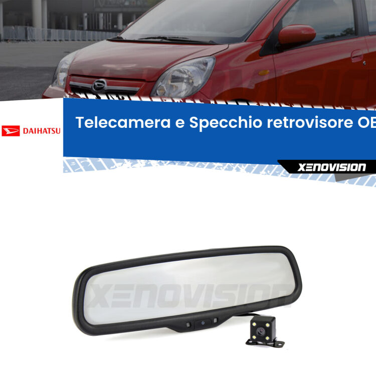 Kit Telecamera Parcheggio e Specchietto retrovisore con display invisibile incorporato per Daihatsu Cuore VII . Da spento è indistinguibile da un retrovisore originale. Con 2 ingressi video per telecamere retromarcia, l'immagine appare in un riquadro che prima era invisibile.