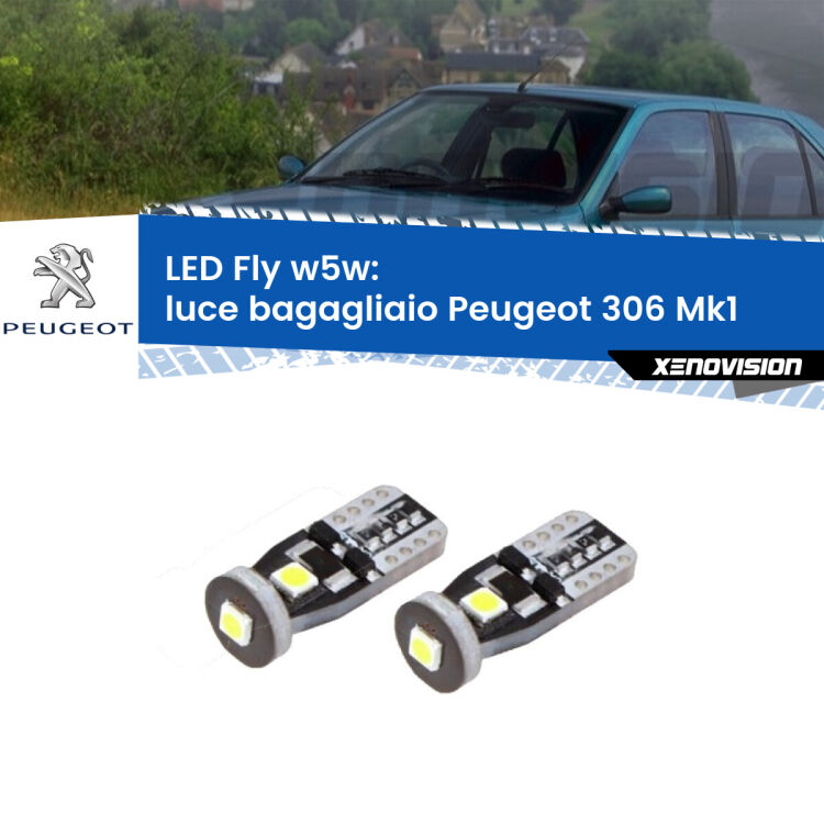 <strong>luce bagagliaio LED per Peugeot 306</strong> Mk1 1993 - 2001. Coppia lampadine <strong>w5w</strong> Canbus compatte modello Fly Xenovision.