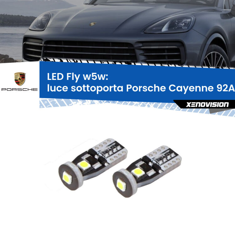 <strong>luce sottoporta LED per Porsche Cayenne</strong> 92A 2010 in poi. Coppia lampadine <strong>w5w</strong> Canbus compatte modello Fly Xenovision.