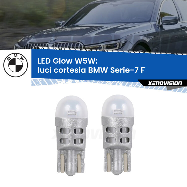 <strong>Luci Cortesia LED luce calda per BMW Serie-7</strong> F 2009 - 2015. Coppia lampade <strong>W5W</strong> modello Glow di Xenovision.