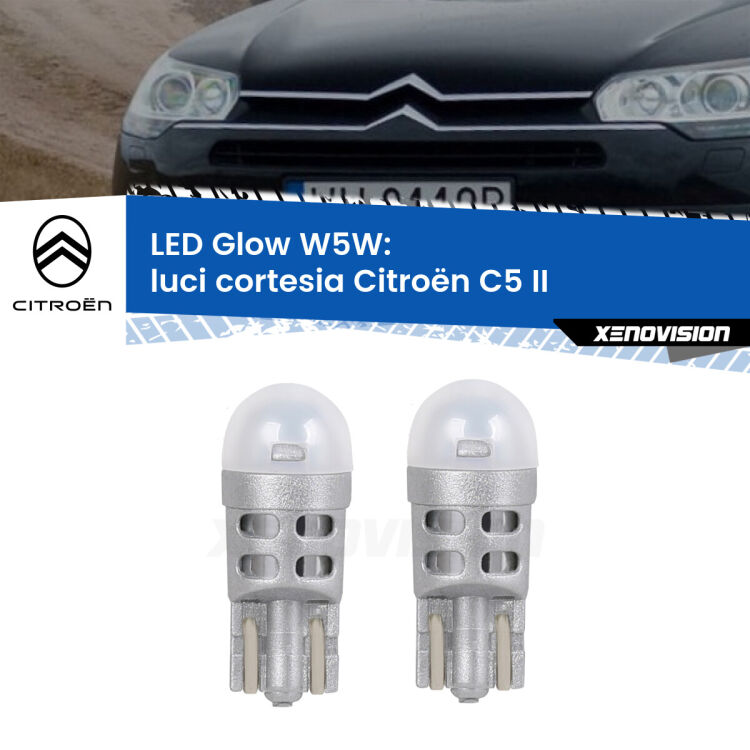 <strong>Luci Cortesia LED luce calda per Citroën C5</strong> II 2008 - 2014. Coppia lampade <strong>W5W</strong> modello Glow di Xenovision.