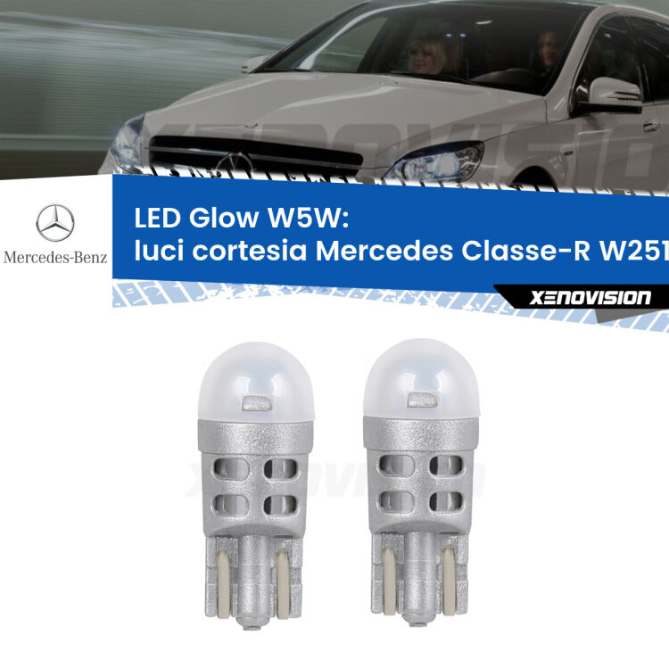 <strong>Luci Cortesia LED luce calda per Mercedes Classe-R</strong> W251, V251 2006 - 2014. Coppia lampade <strong>W5W</strong> modello Glow di Xenovision.