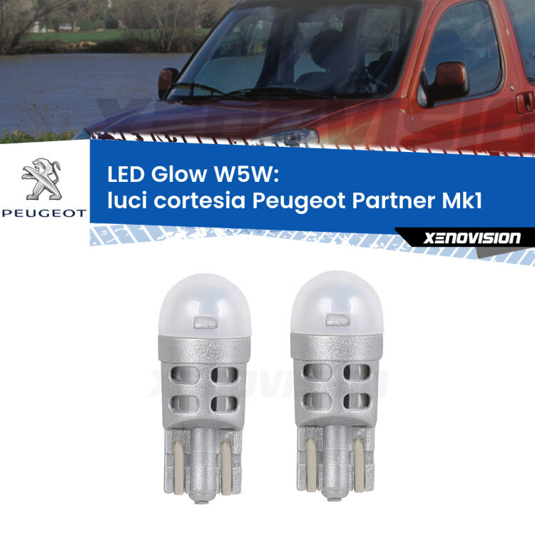 <strong>Luci Cortesia LED luce calda per Peugeot Partner</strong> Mk1 1996 - 2007. Coppia lampade <strong>W5W</strong> modello Glow di Xenovision.