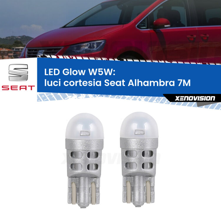 <strong>Luci Cortesia LED luce calda per Seat Alhambra</strong> 7M posteriori. Coppia lampade <strong>W5W</strong> modello Glow di Xenovision.