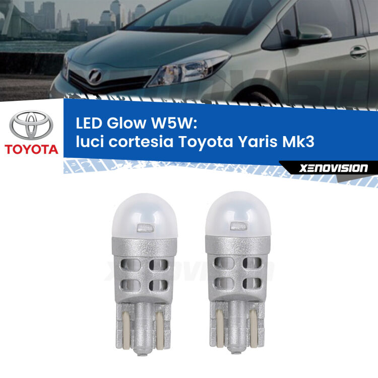 <strong>Luci Cortesia LED luce calda per Toyota Yaris</strong> Mk3 2010 - 2019. Coppia lampade <strong>W5W</strong> modello Glow di Xenovision.