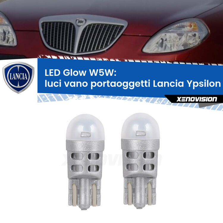 <strong>Luci Vano Portaoggetti LED luce calda per Lancia Ypsilon</strong> 843 2003 - 2011. Coppia lampade <strong>W5W</strong> modello Glow di Xenovision.