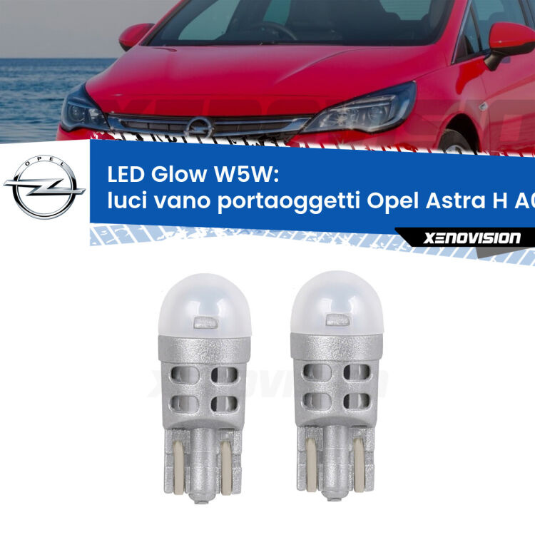 <strong>Luci Vano Portaoggetti LED luce calda per Opel Astra H</strong> A04 2004 - 2014. Coppia lampade <strong>W5W</strong> modello Glow di Xenovision.