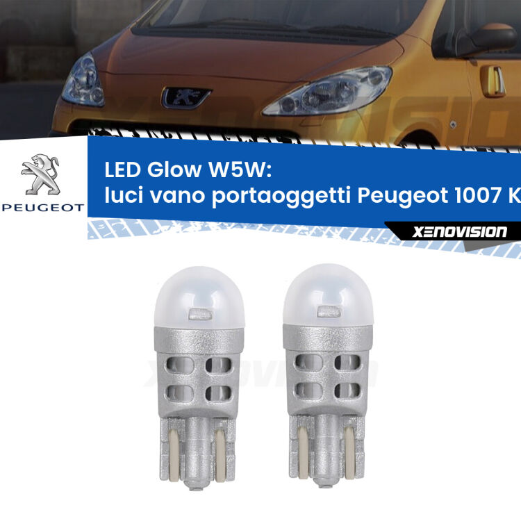 <strong>Luci Vano Portaoggetti LED luce calda per Peugeot 1007</strong> KM_ 2005 - 2009. Coppia lampade <strong>W5W</strong> modello Glow di Xenovision.