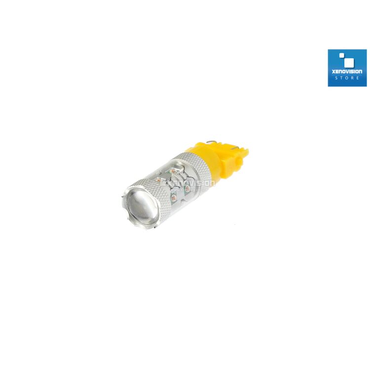 Led PY27/7W con 2 potentissimi led in punta, ottica lenticolare ed 8 led laterali ad alta potenza. Arancio, ideale per frecce.